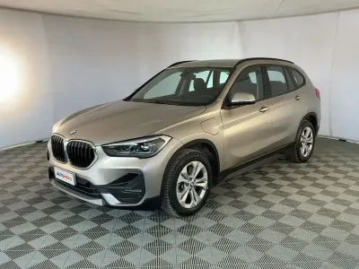 Occasion BMW X1 Advantage 220 ch (161 kW) 2021 Gris SUV
