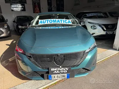 Usata Peugeot 308 Allure 131 CV (96 kW) 2022 Verde Station wagon