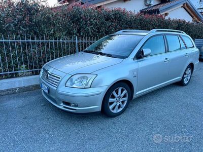 usata Toyota Avensis 2.0 D-4D