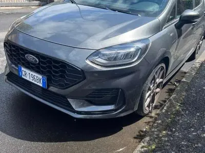Usata Ford Fiesta ST-Line 125 CV (91 kW) 2023 Grigio Utilitaria