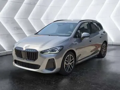 Nuova BMW 220 Active Tourer M Sport 156 CV (114 kW) 2026 Grigio Monovolume