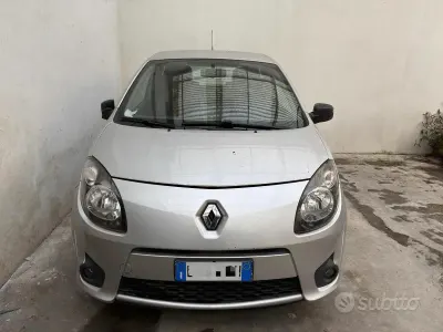 Usata Renault Twingo 73 CV (53 kW) 2010 Grigio Utilitaria