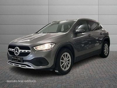 Usata Mercedes GLA180 Business 136 CV (100 kW) 2022 Grigio scuro SUV