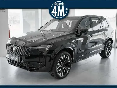 Nuova Volvo XC90 Plus 250 CV (183 kW) 2026 Nero metallizzato SUV