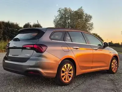 Usata Fiat Tipo 131 CV (96 kW) 2020 Grigio Station wagon
