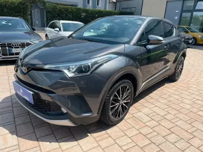 Usata Toyota C-HR Business Edition 116 CV (85 kW) 2016 Grigio SUV