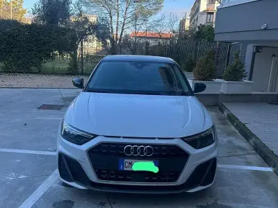 Usata Audi A1 Sportback S-Line 95 CV (69 kW) 2022 Grigio Utilitaria