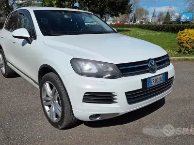 Usata VW Touareg 245 CV (180 kW) 2013 Bianco SUV