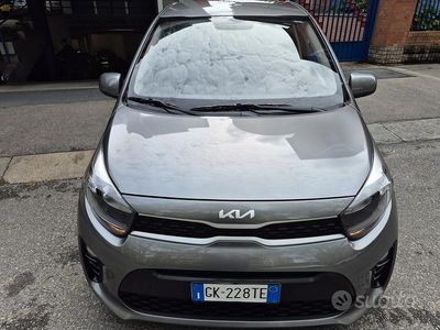 Usata Kia Picanto Urban 65 CV (47 kW) 2022 Grigio Utilitaria