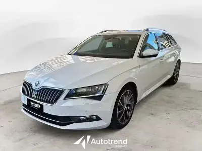 Occasion Skoda Superb LAURIN & KLEMENT 190 PK (139 kW) 2017 Wit Stationwagen