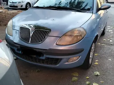 Usata Lancia Ypsilon 69 CV (50 kW) 2005 Utilitaria