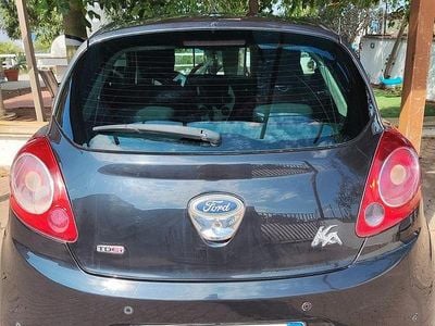 Usata Ford Ka 200 CV (147 kW) 2012 Nero Utilitaria