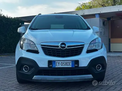 Usata Opel Mokka Cosmo 140 CV (102 kW) 2015 Bianco SUV