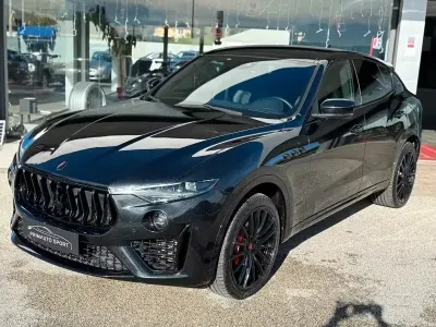 Usata Maserati Levante 350 CV (257 kW) 2021 Nero SUV