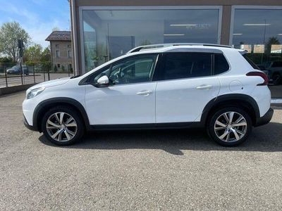 Usata Peugeot 2008 100 CV (73 kW) 2017 Bianco SUV
