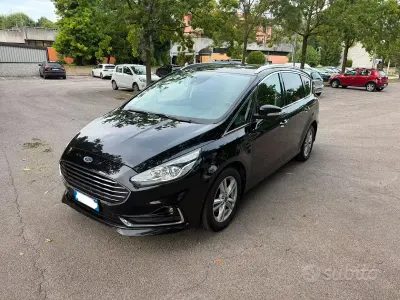 Usata Ford S-MAX Titanium 150 CV (110 kW) 2021 Nero Monovolume