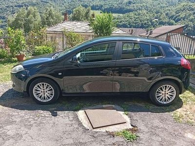 Usata Fiat Bravo Dynamic 120 CV (88 kW) 2010 Nero Utilitaria