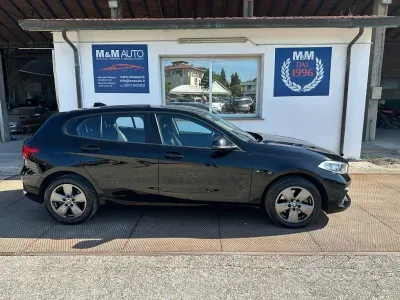Usado BMW 116 Advantage 116 HP (85 kW) 2023 Preto Citadino