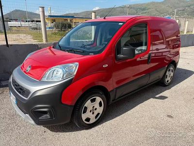 Usata Fiat Fiorino 95 CV (69 kW) 2017 Rosso Monovolume