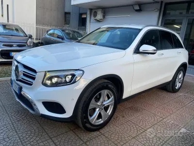 Usata Mercedes GLC250 Executive 204 CV (150 kW) 2016 Bianco SUV