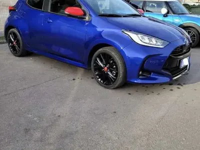Usata Toyota Yaris Hybrid 92 CV (67 kW) 2021 Berlina