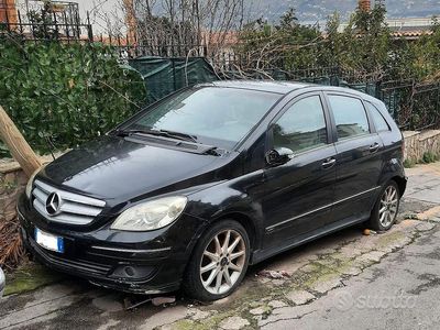 Usata Mercedes B200 2007 Nero Monovolume