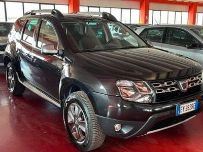 Usata Dacia Duster Lauréate 105 CV (77 kW) 2015 Nero SUV