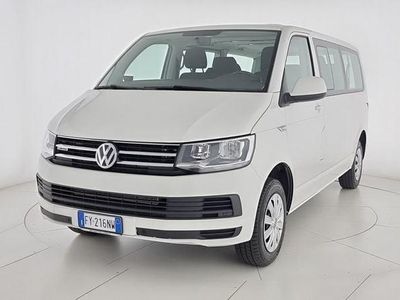 VW Caravelle