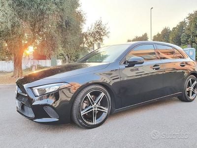 Usata Mercedes A200 Business 150 CV (110 kW) 2019 Nero Berlina
