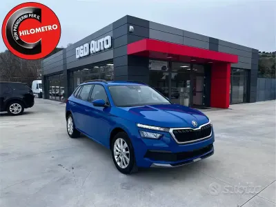 Usado Skoda Kamiq Ambition 90 CV (66 kW) 2021 Azul SUV