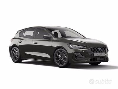 Usata Ford Focus ST-Line 116 CV (85 kW) 2024 Grigio Berlina