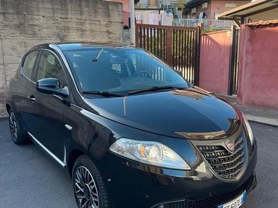 Usata Lancia Ypsilon S 95 CV (69 kW) 2014 Nero Utilitaria