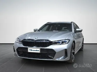 Usata BMW 320e M Sport 190 CV (139 kW) 2023 Skyscraper grey metallic Station wagon