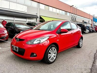 Usata Mazda 2 86 CV (63 kW) 2009 Rosso Utilitaria