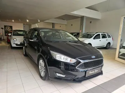 Usata Ford Focus 95 CV (69 kW) 2015 Nero Station wagon