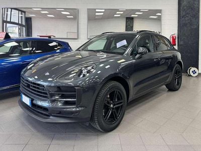 Usata Porsche Macan 245 CV (180 kW) 2019 Grigio metallizzato SUV