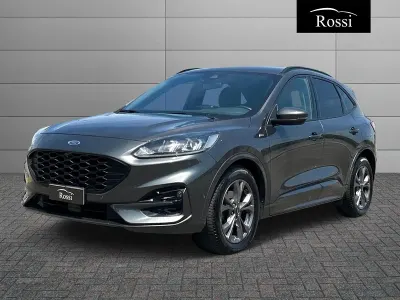 Usata Ford Kuga ST-Line 150 CV (110 kW) 2021 Grigio scuro metallizzato SUV