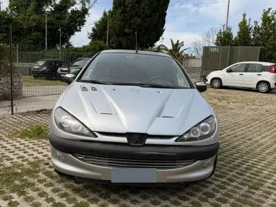 Occasion Peugeot 206 75 ch (55 kW) 2000 Gris Berline
