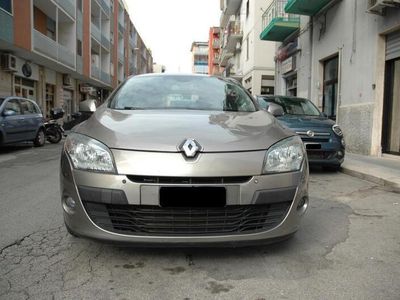 usata Renault Mégane 1.5 dCi AUTOMATICA*FULL OPTIONAL*