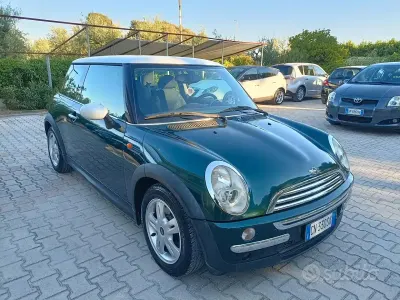 Usata Mini One D 75 CV (55 kW) 2004 Verde Utilitaria