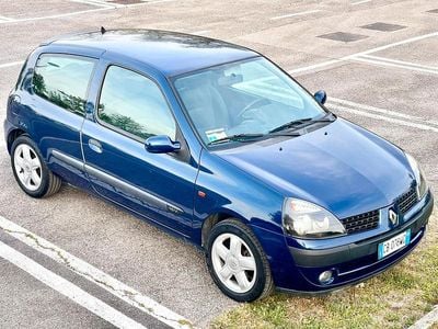 Usata Renault Clio II 2002 Utilitaria
