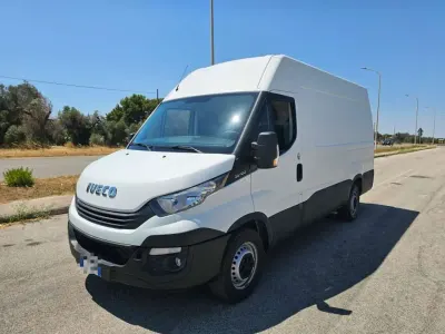 Usata Iveco Daily 120 CV (88 kW) 2020 Bianco Furgone
