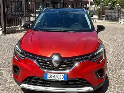 Usata Renault Captur 101 CV (74 kW) 2020 Rosso SUV