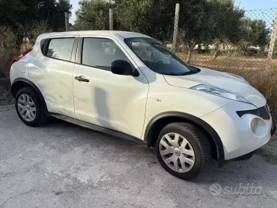 Usata Nissan Juke 110 CV (80 kW) 2012 Bianco SUV
