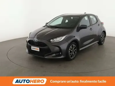 Usata Toyota Yaris Hybrid Trend 92 CV (67 kW) 2023 Grigio Utilitaria
