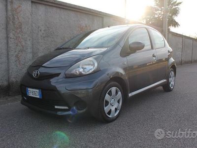 usata Toyota Aygo 1.0 12V VVT-i 5P Neopatentati