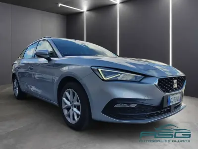 Usata Seat Leon Style 150 CV (110 kW) 2021 Argento Station wagon