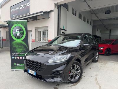 Usata Ford Kuga ST-Line 152 CV (111 kW) 2022 Nero SUV