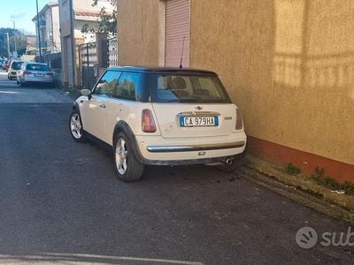 Usata Mini Cooper 116 CV (85 kW) 2002 Utilitaria
