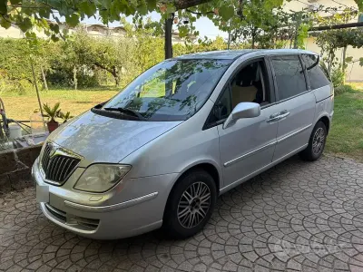 Usata Lancia Phedra